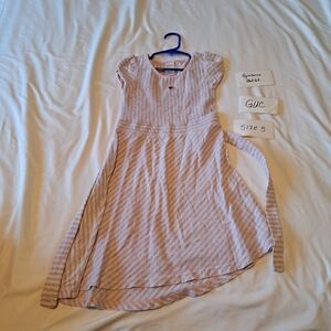 Gymboree girls size 5 striped dress, embroidered crown & heart, asymetric hem